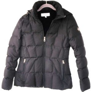 Women black Puffer Coat hooded Feathered Jacket Size small